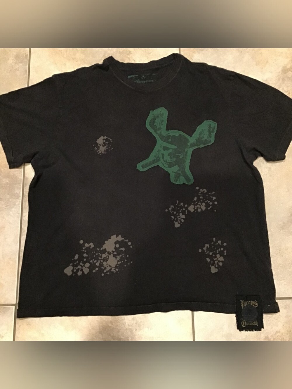 Men's Vintage Disney Store Pirates of the Caribbean T-Shirt Black XL Extra Large